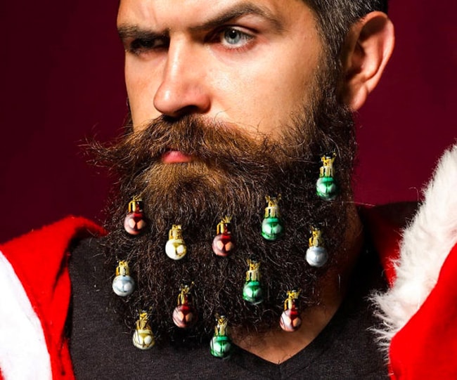 Mini bolas de navidad para la barba | Deja de Pensar
