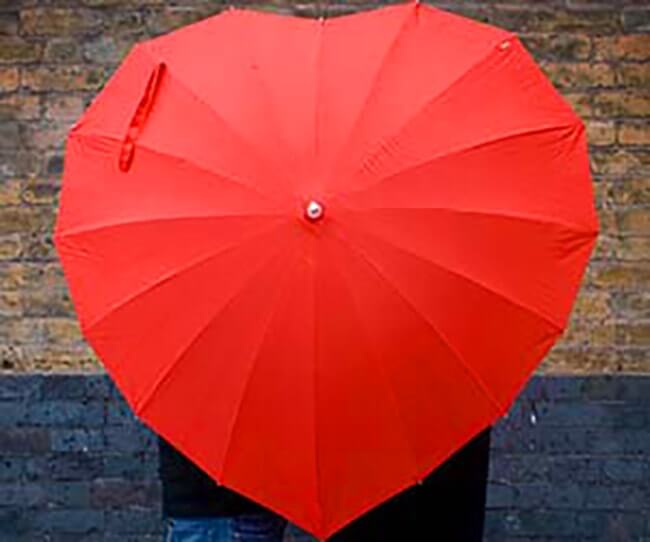 Paraguas con forma de corazón | de Pensar