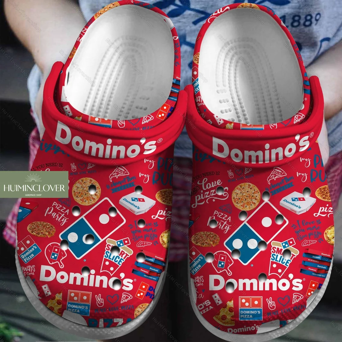 Zapatillas crocs con diseño Domino's Pizza 2