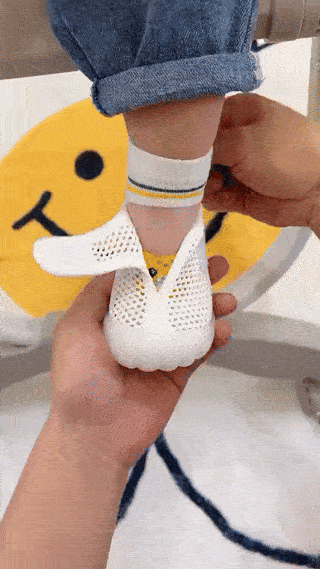 zapatilla malla bebe gif